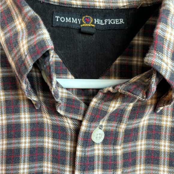 Tommy Hilfiger plaid men’s button down‎ - Picture 7 of 9